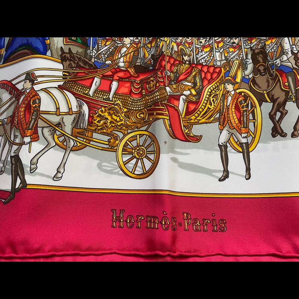 Authentic gorgeous Hermès scarf with box